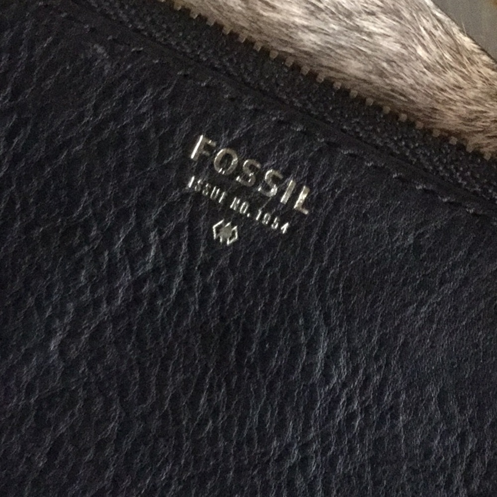 Fossil wristlet wallet travel vacay classic leather timeless chic - Picture 2 of 9